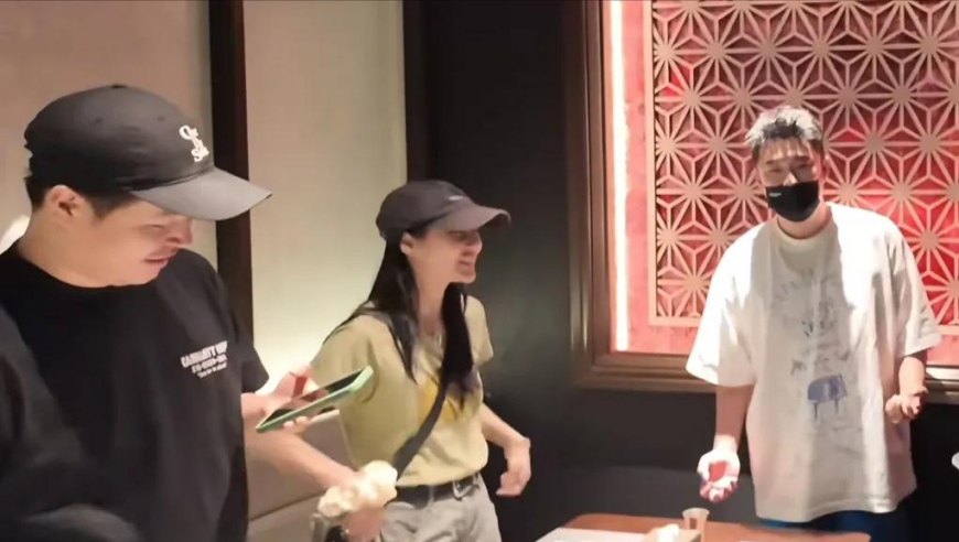 管家婆三肖三码精选100%,猴痘疫情在全球持续蔓延,精准解释落实的人生哲理_创意版V1.23