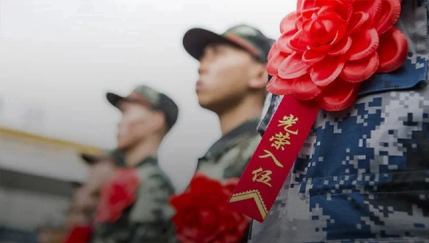 管家婆2025一码一肖图库资料,咬着撬棍救人的大哥已找到,整体规划执行讲解_AR版V3.6